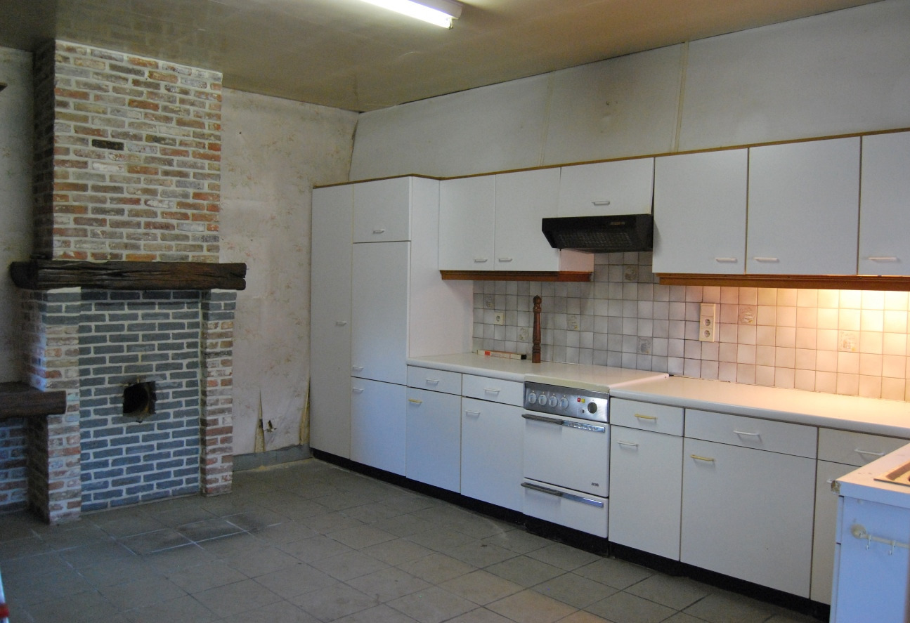 Te renoveren woning op 7390m&#178; te Lokeren 