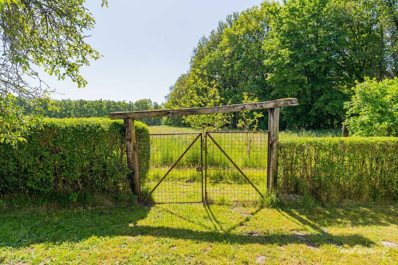 Hoeve op een uitzonderlijke locatie op ca. 5ha te Ham 