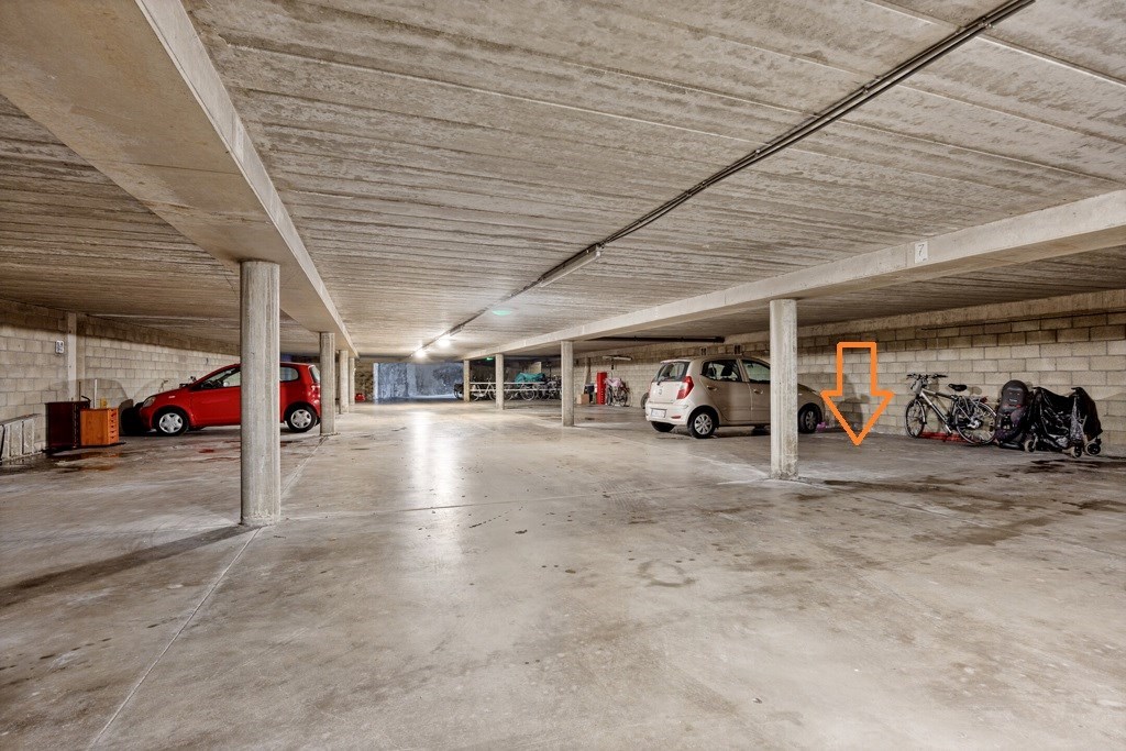 Energiezuinig appartement met 2 slpk, balkon, kelderberging en parking. 