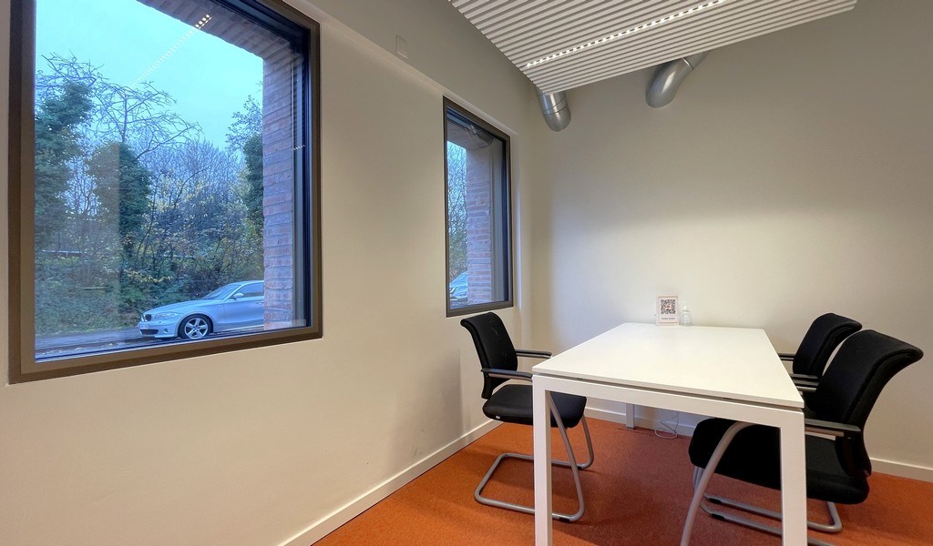 Volledig ingericht nieuwbouw kantoor te huur in Wilrijk