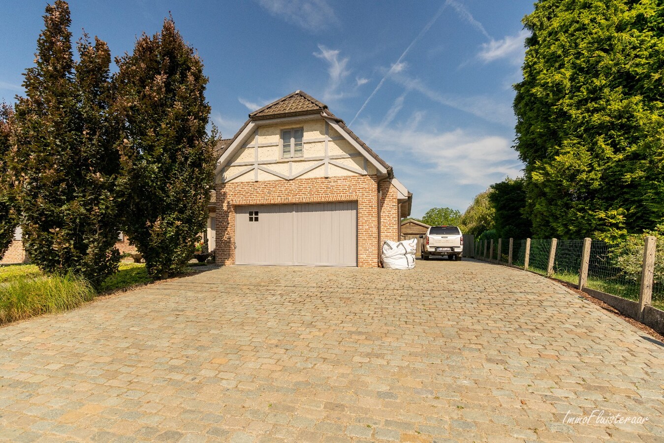 Villa de campagne pr&#234;te &#224; emm&#233;nager sur un grand terrain d&#39;environ 65 ares &#224; Meensel-Kiezegem (Tielt-Winge). 