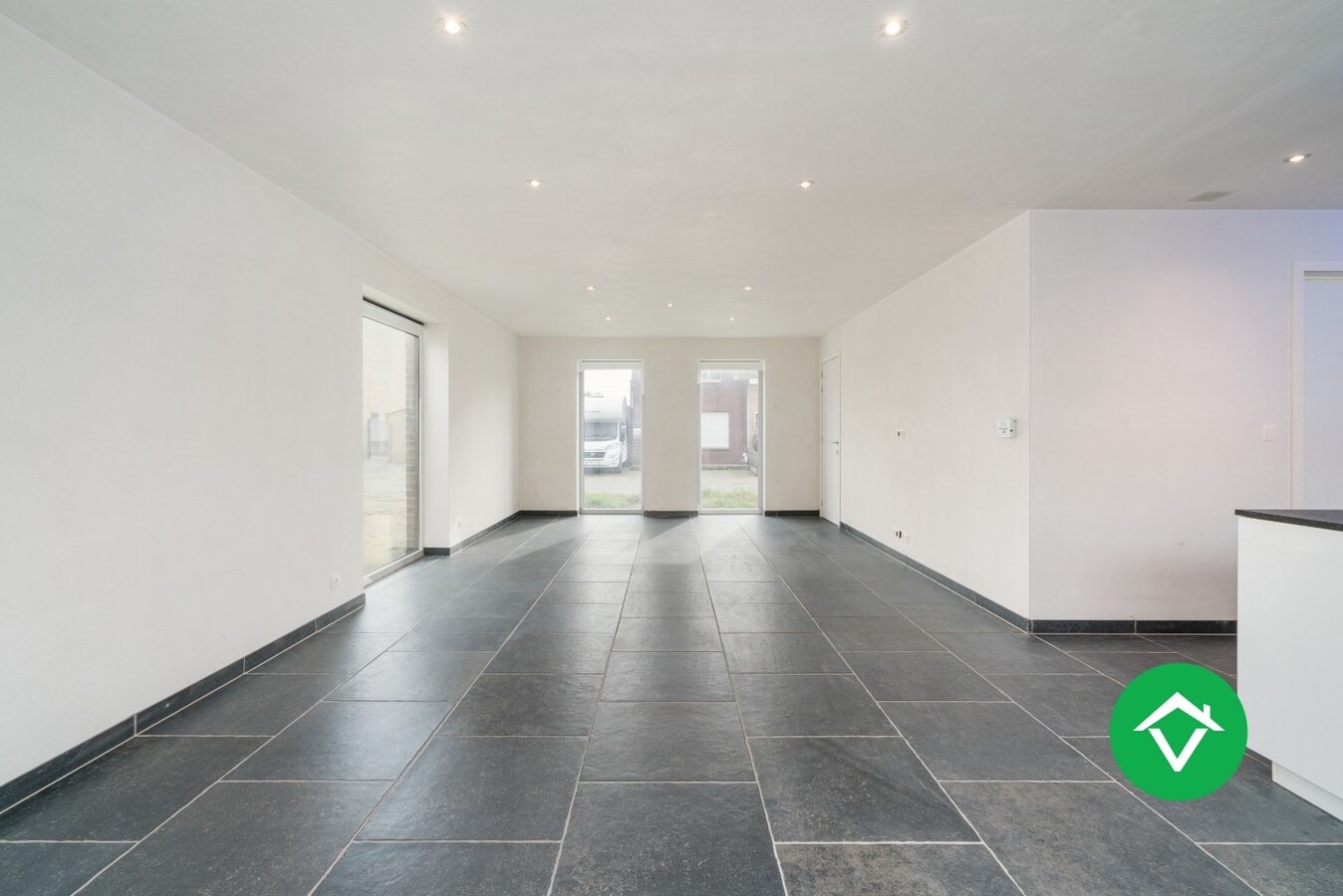 Nieuwbouwwoning met drie slaapkamers te koop in Kortemark 