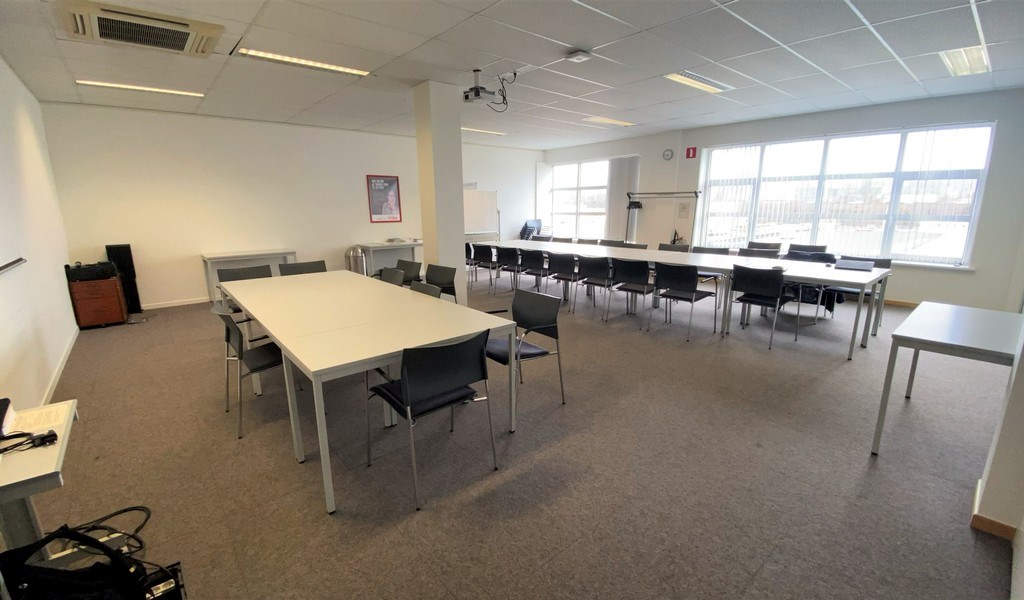 Budgetvriendelijke kantoren te huur vlakbij afrit E17 in Gentbrugge