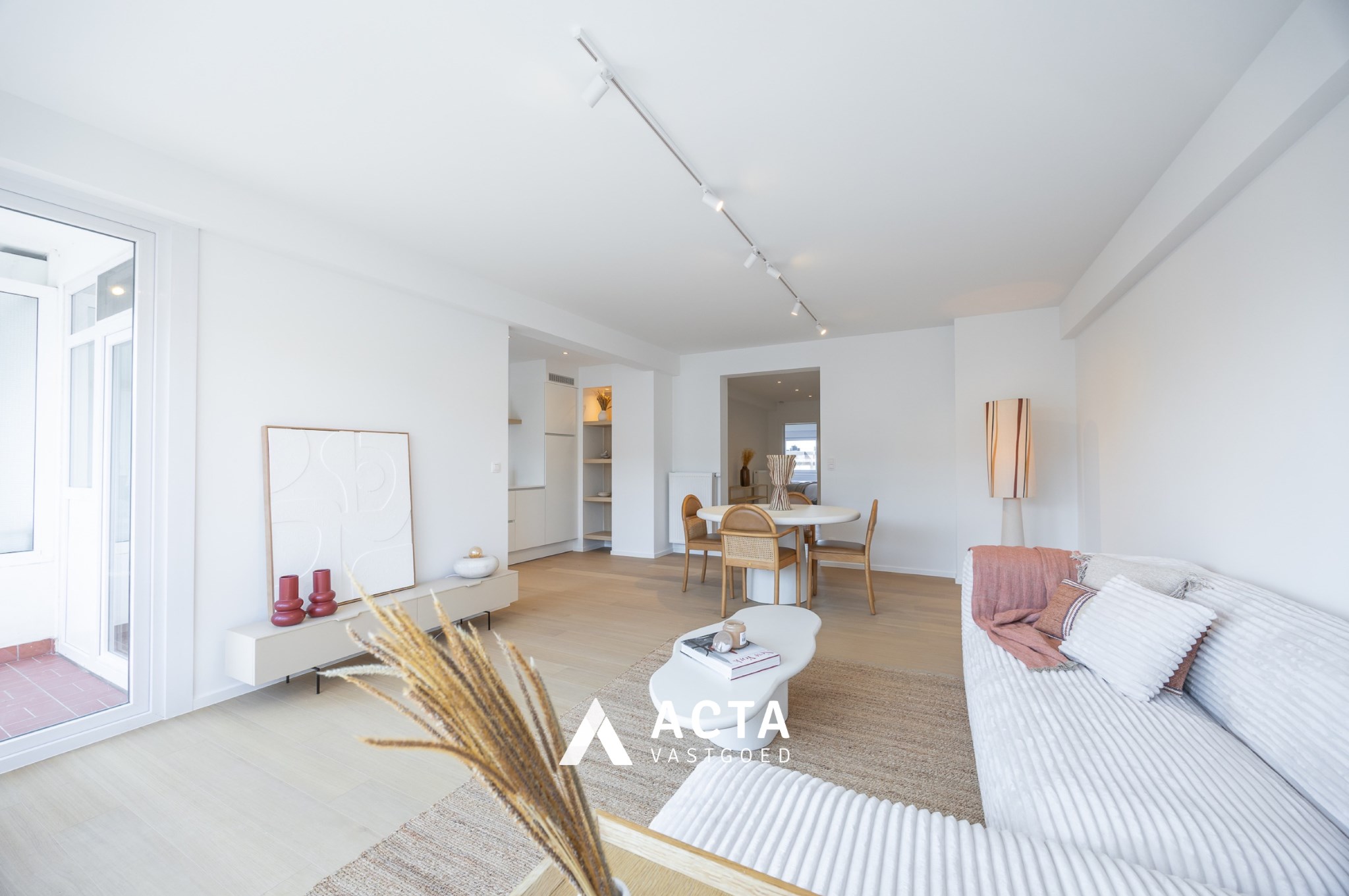 Gerenoveerd appartement op de zesde verdieping aan het Leopold I Plein 
