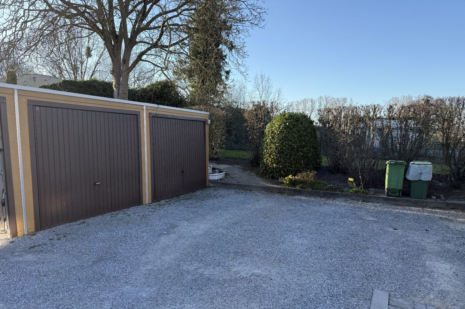 garage