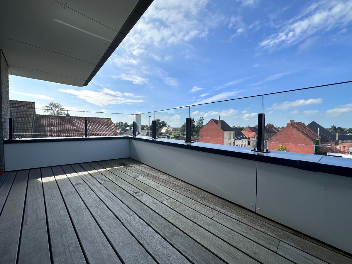 Penthouse met 3 slaapkamers en garage te Koekelare 