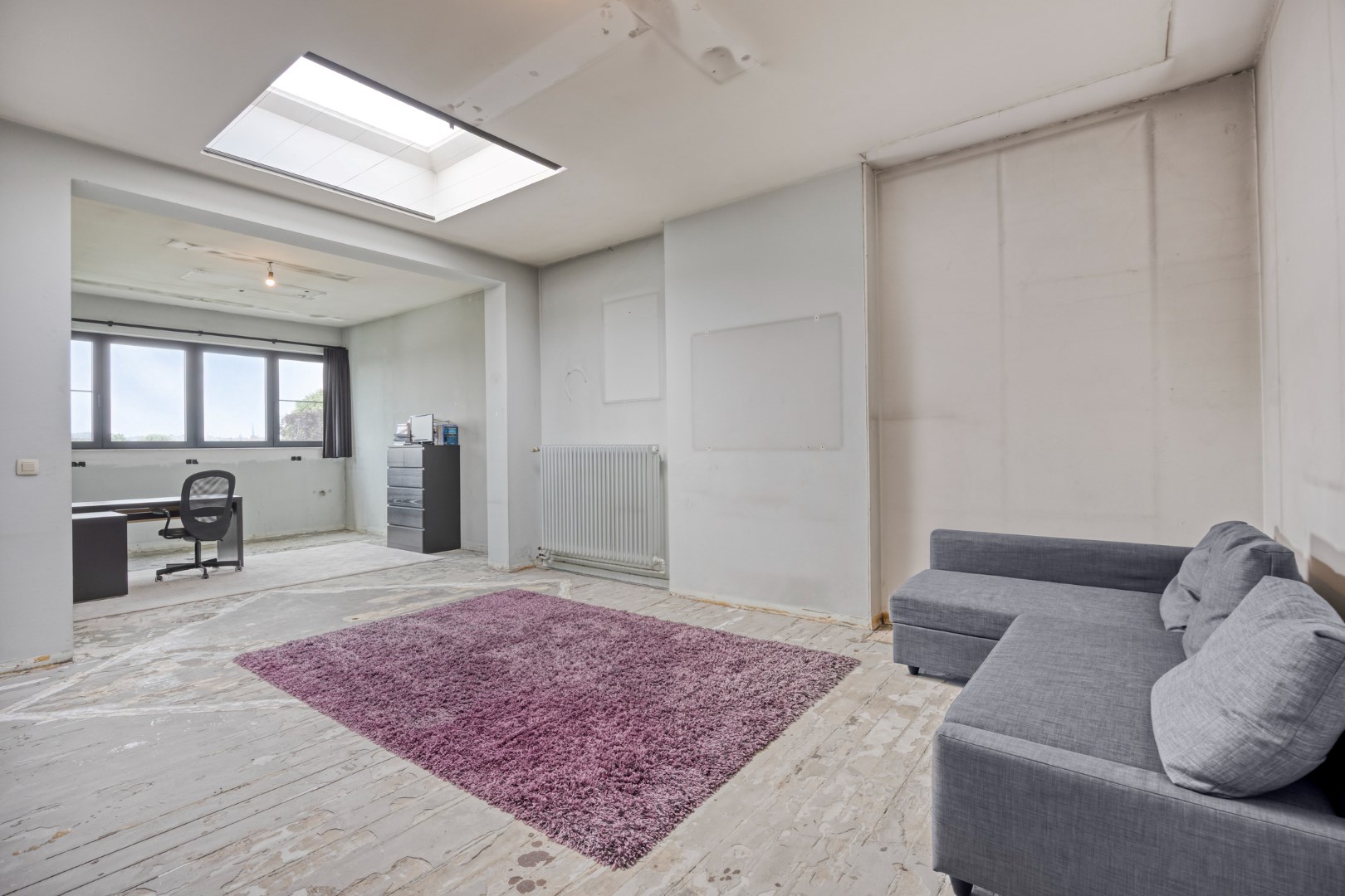 Prachtig herenhuis op de Tiensevest met mogelijkheid tot praktijkruimte - bewoonbare opp. 555 m&#178; 