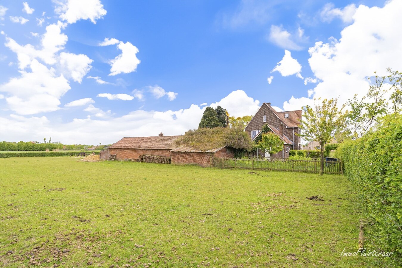 Gezellige woning met stallen op een prachtige locatie te Bocholt (ca. 44a50ca) 