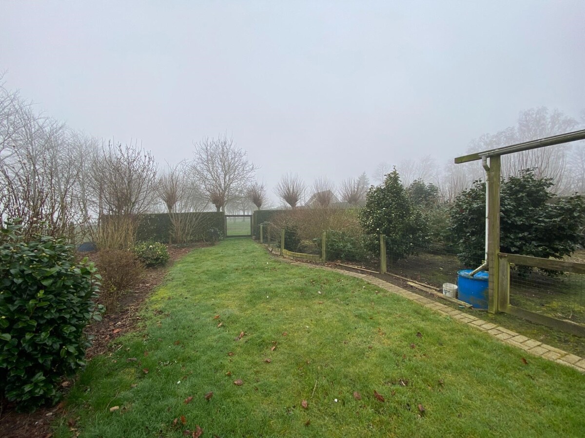 Woning met loods te Kortemark 