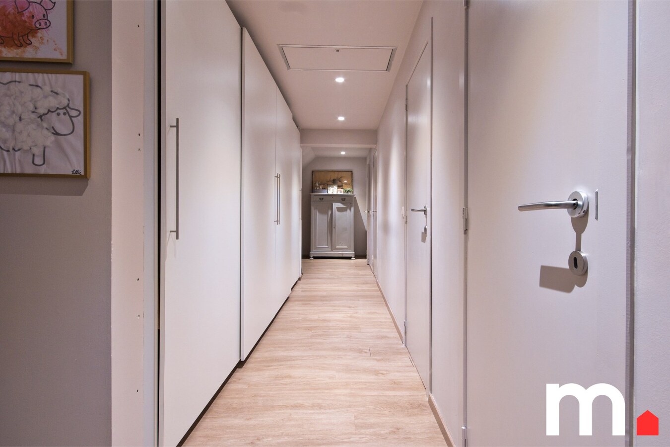 Lichtrijke halfopen woning met prachtige verzichten op de velden in Lendelede! 