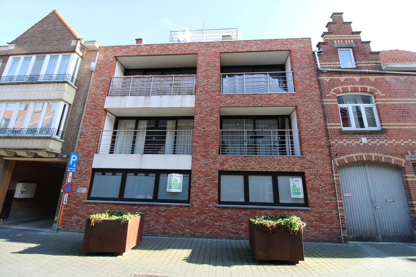 Gelijkvloers nieuwbouwappartement 00.02 centrum Roeselare 