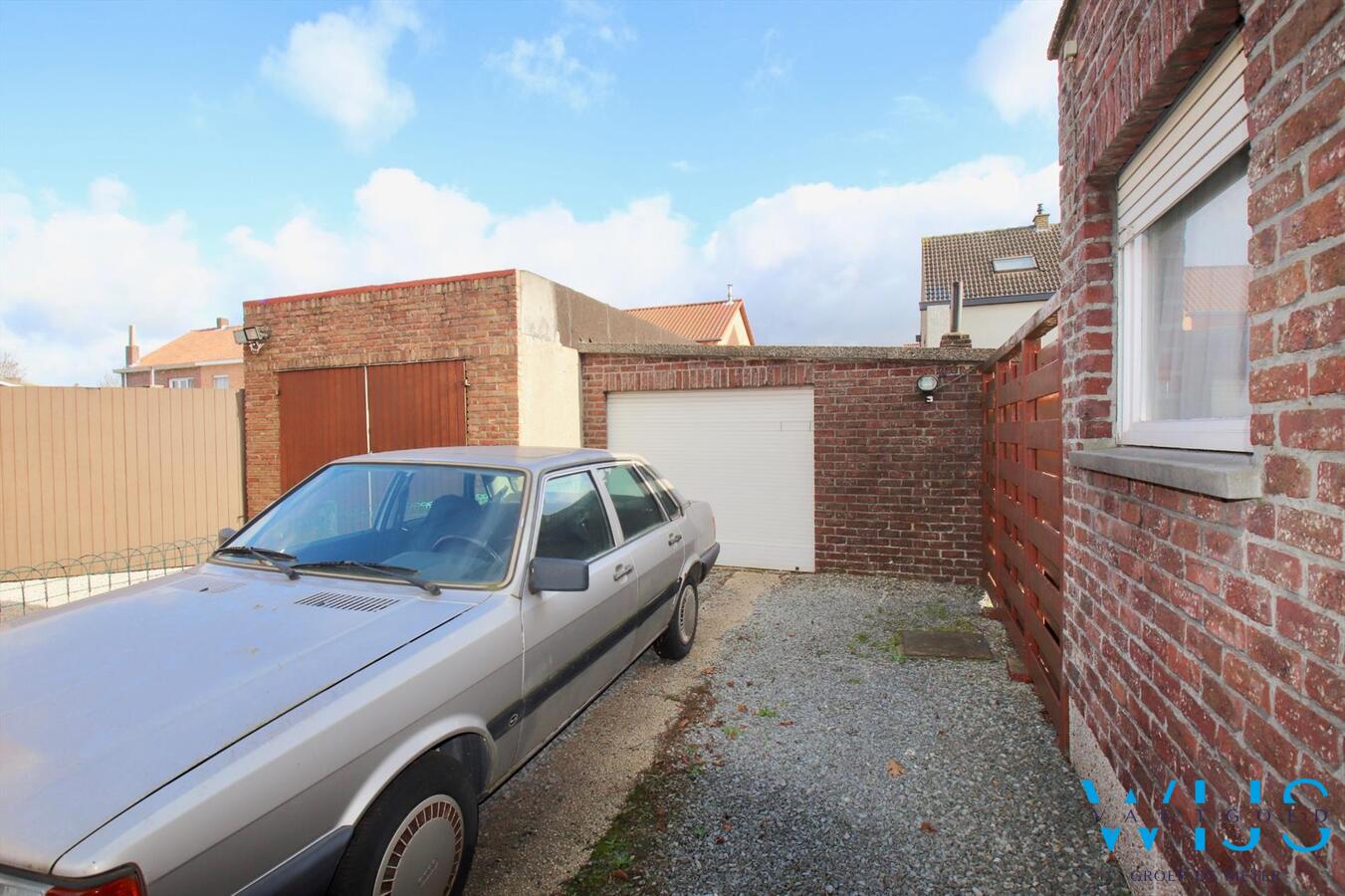 Praktische halfopen bebouwing met 3 slaapkamers te Rieme/ERTVELDE ! 