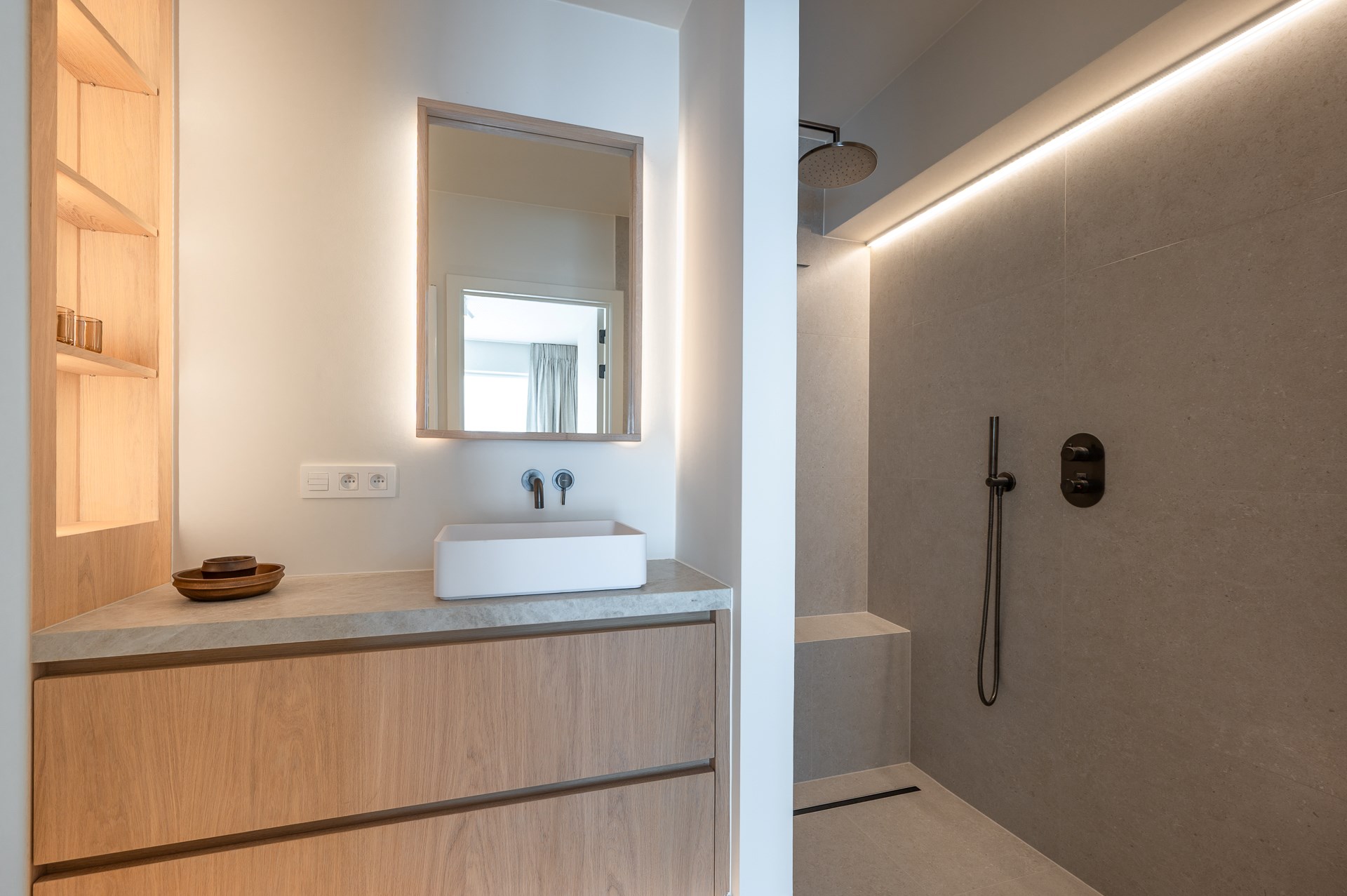 Luxueus gerenoveerd appartement met zeezicht in het Zoute. 