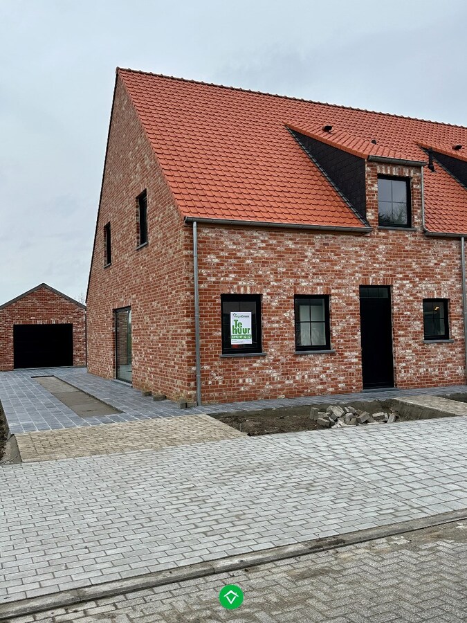 Halfopen nieuwbouwwoning te Bovekerke 