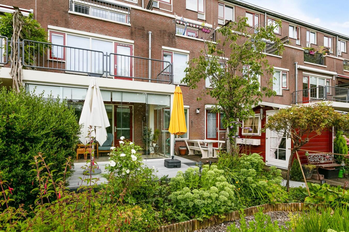 Benedenwoning te koop in Dordrecht
