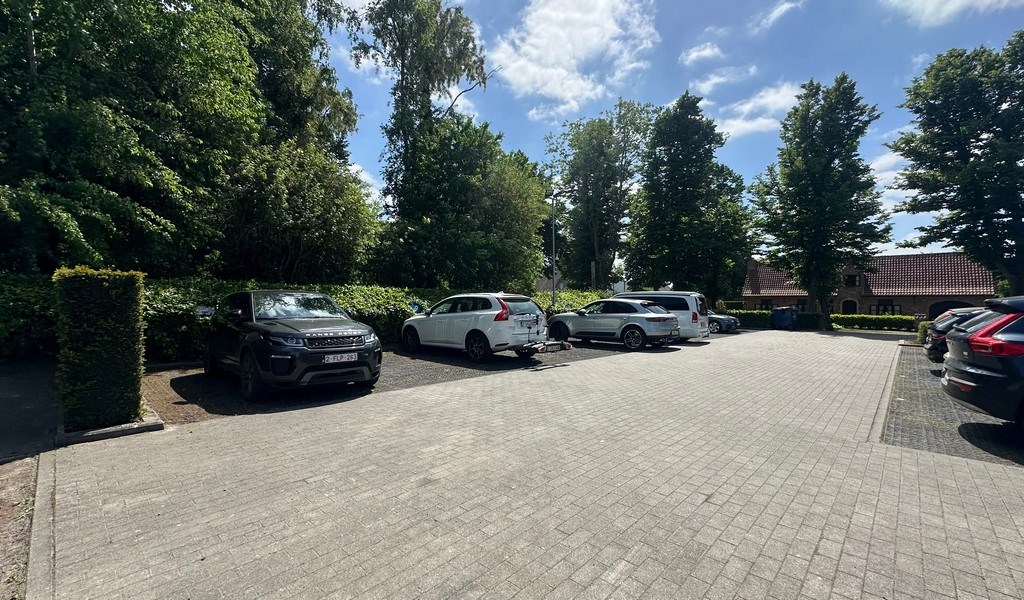 Kantoor of showroom te huur op zichtlocatie in Sint-Martens-Latem