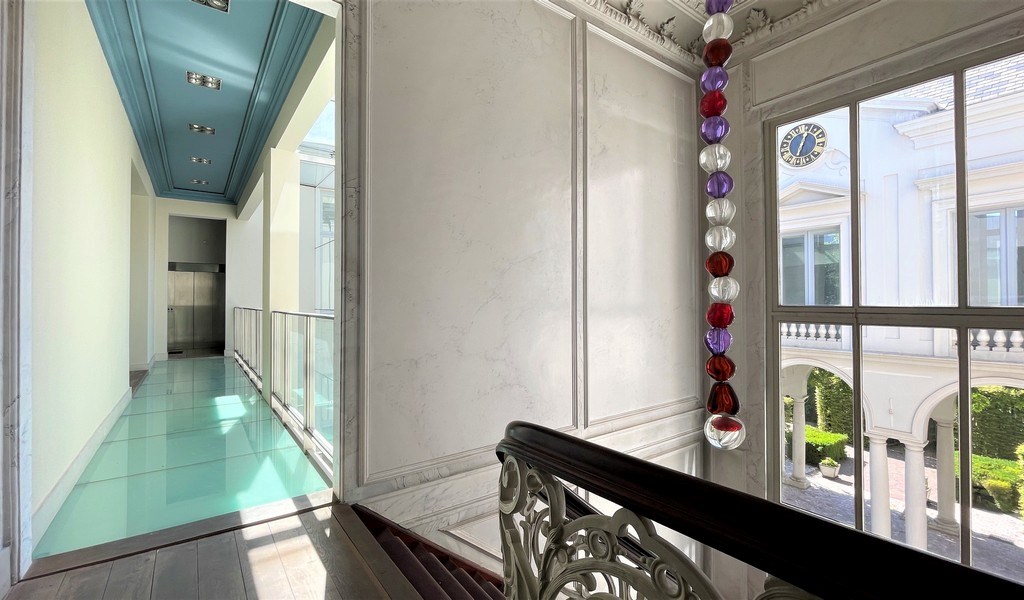 Kantoor te huur in prestigieus herenhuis te Antwerpen