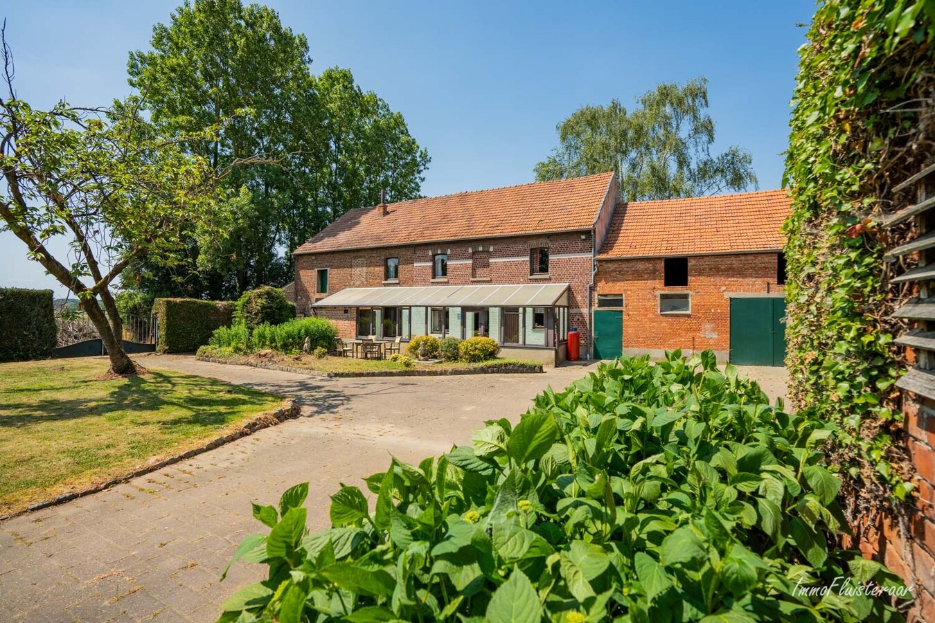 Landelijk gelegen te renoveren boerderij met bedrijfswoning op ca. 7,5ha te Tielt-Winge (Vlaams Brabant) 