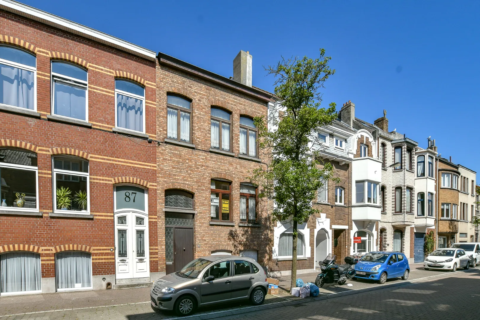 Ruime burgerwoning met tuin en 3+ slaapkamers