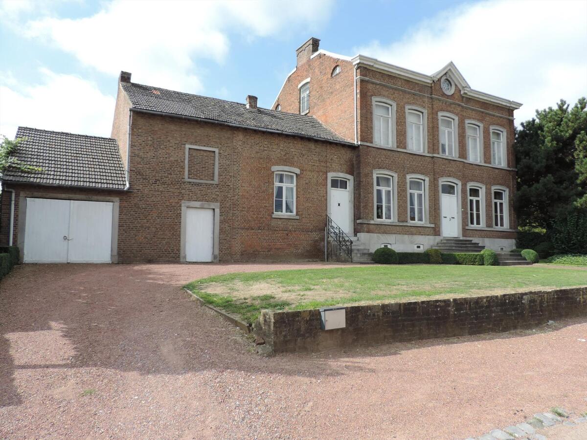 Mansion sold in Heers