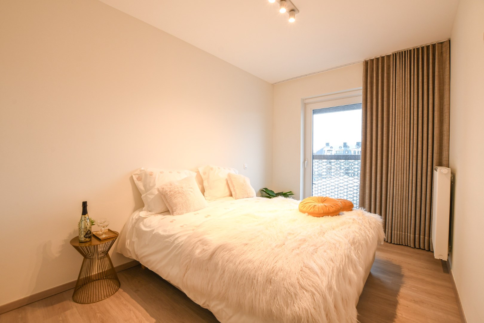 Twee slaapkamer appartement bij station Blankenberge met zwembad 