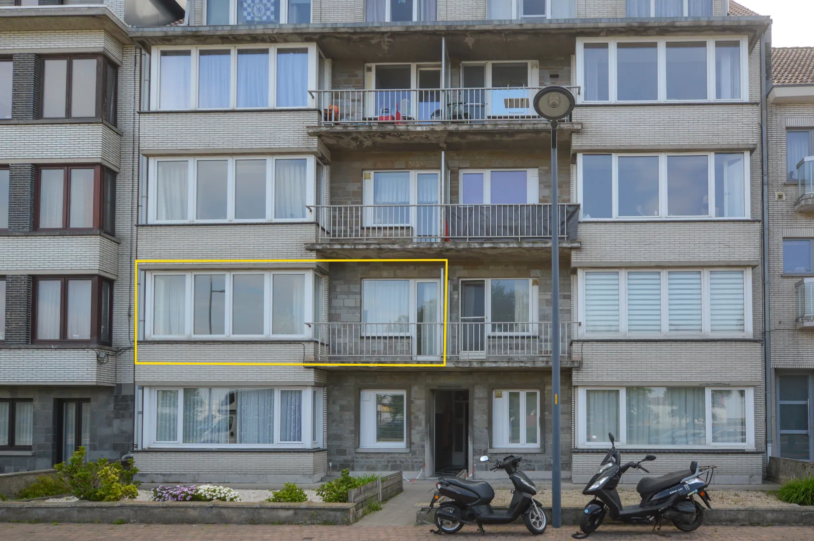 Knus tweeslaapkamer appartement te huur in Oostende