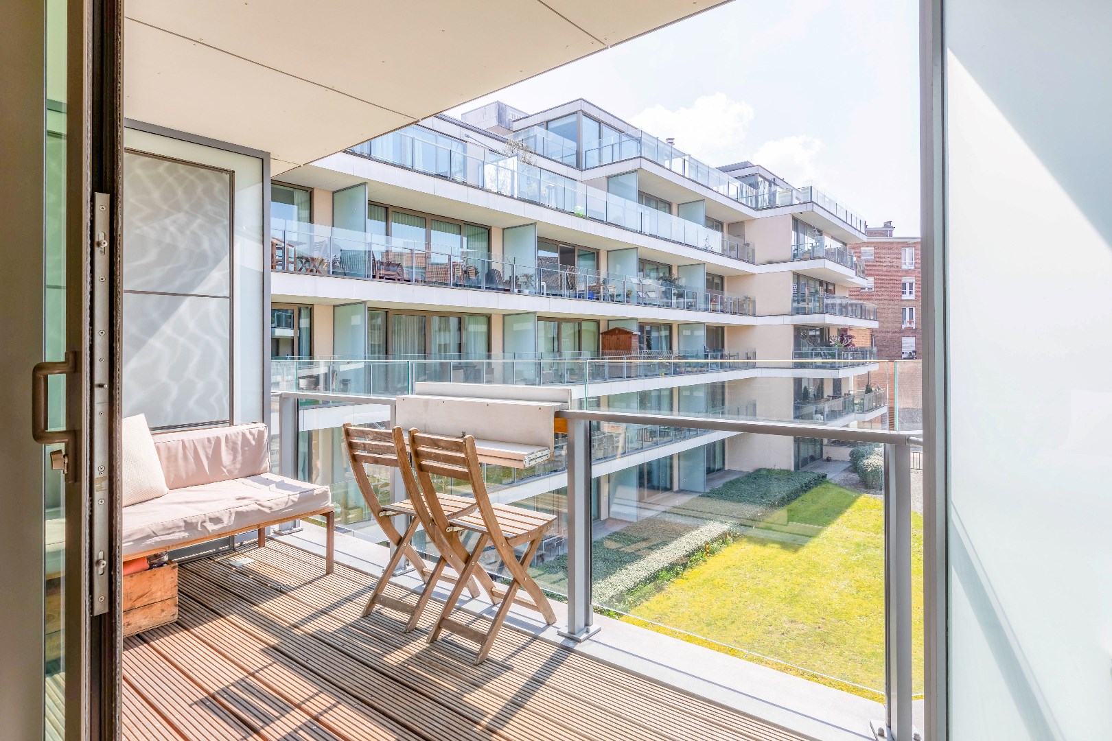 Mooi  2 slpk appartement te Artevelde garden nabij Sint-Annaplein 