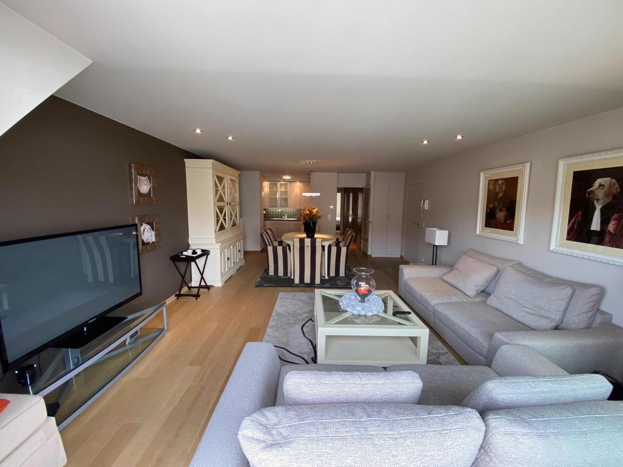 Instapklaar 3-slaapkamer appartement in het centrum van Knokke 