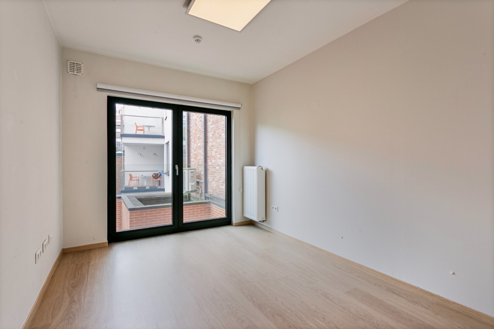 Prachtige herenwoning in het centrum van Leuven met mogelijkheid voor drie studentenkamers + appartement - bewoonbare oppervlakte van 263 m&#178; - EPC 90 kWh/m&#178; 