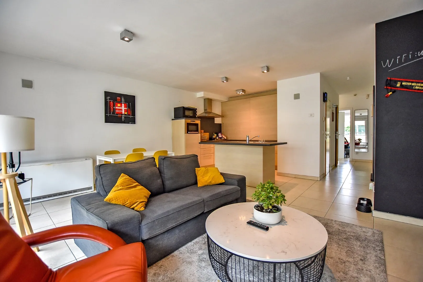 Goed gelegen 2-slaapkamerappartement met ruim terras op 100m van het strand te Oostduinkerke.