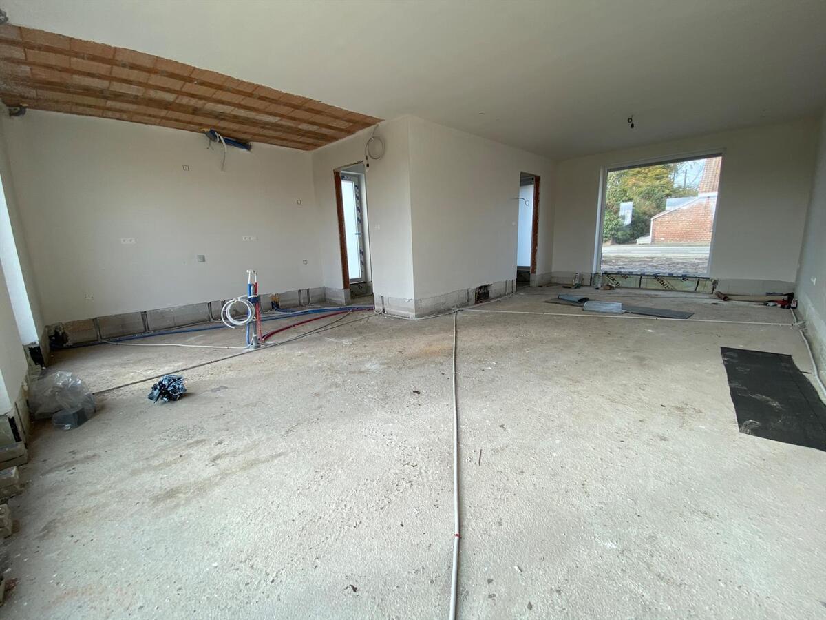 Nieuwbouwwoning met 3 slaapkamers en carport te Vladslo 