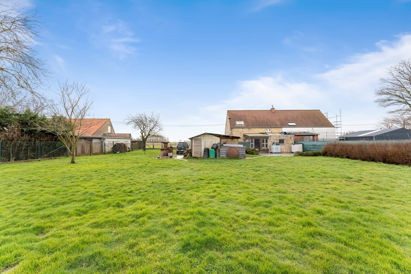 Woning met 3 slaapkamers en tuin te Leke 