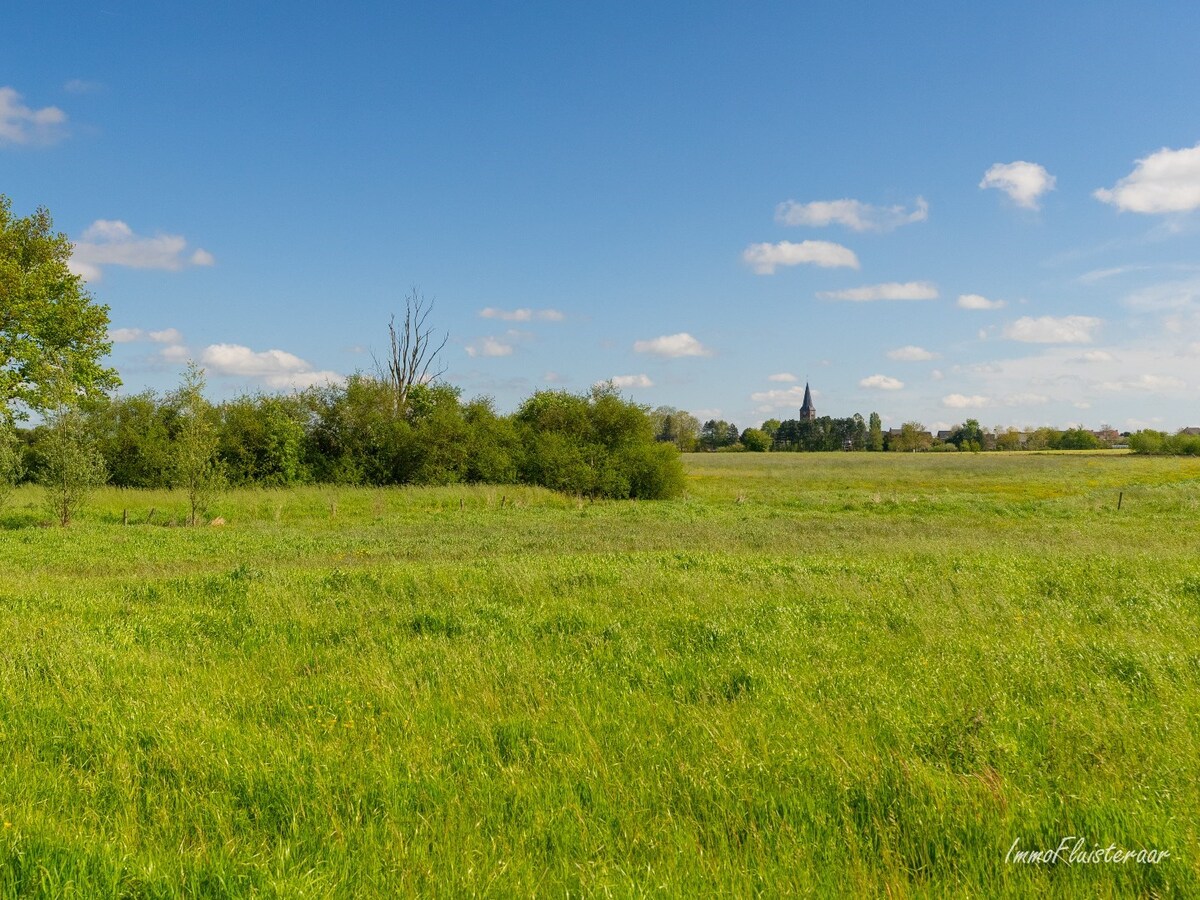 Idyllisch gelegen te renoveren hoeve te Melle op ca. 9,3ha 