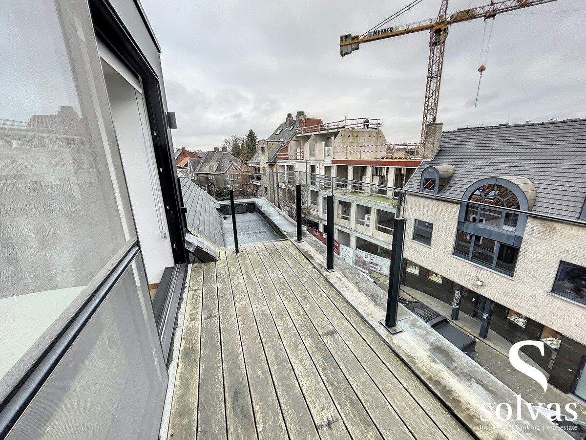 Luxueus duplex appartement met 3 slaapkamers in Res. Acacia 