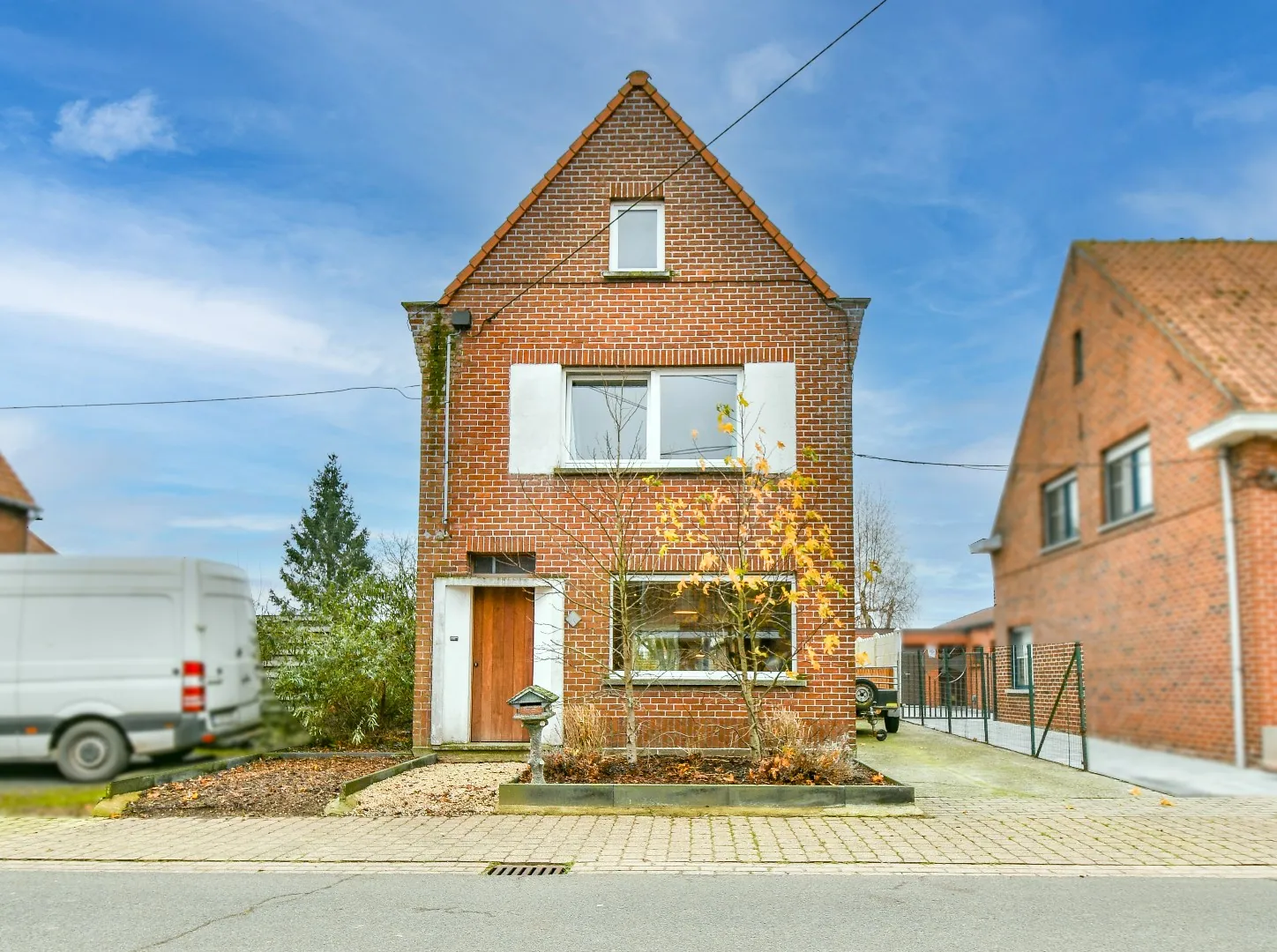 Gerenoveerde woning met grote tuin in Kortemark!