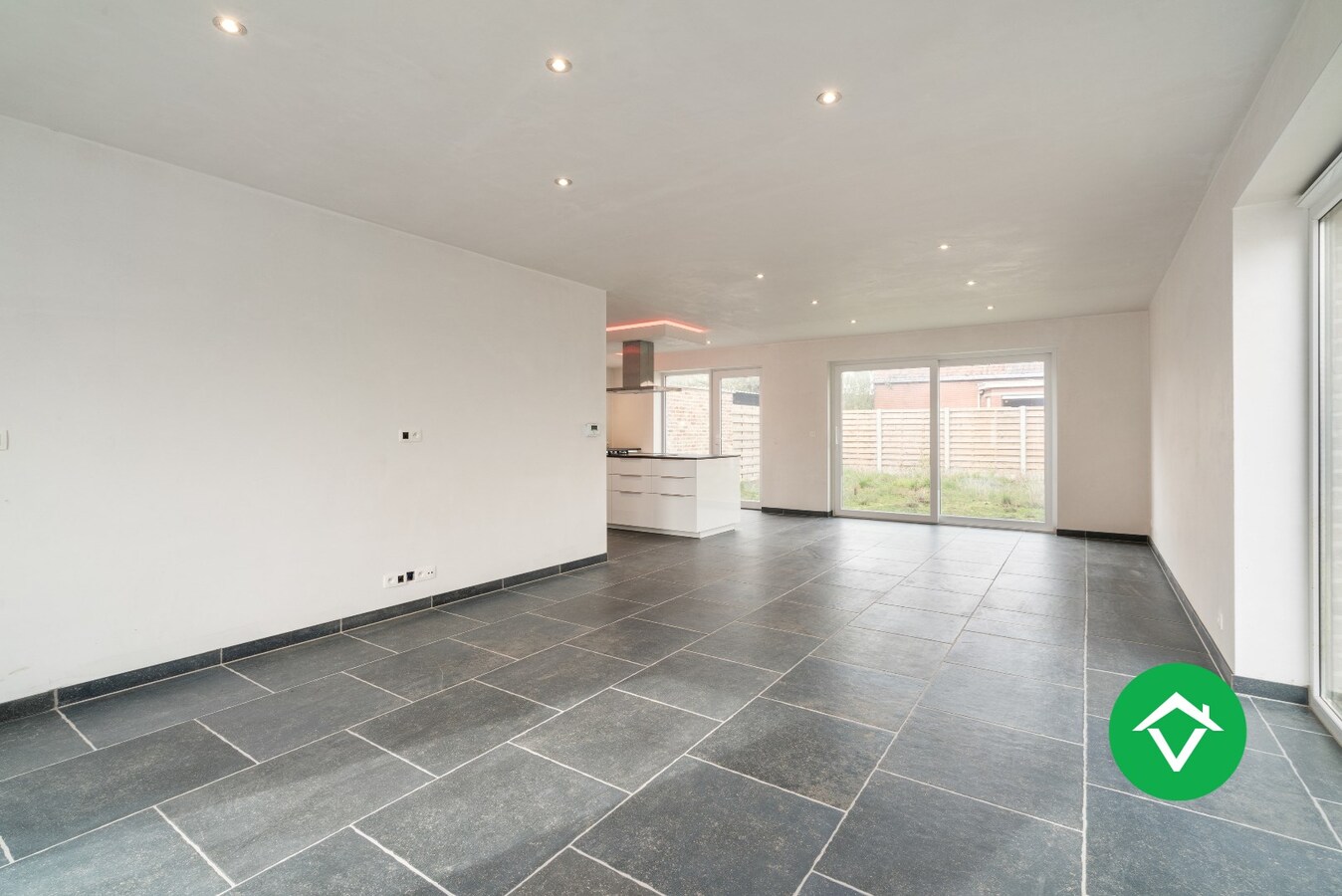 Nieuwbouwwoning met drie slaapkamers te koop in Kortemark 