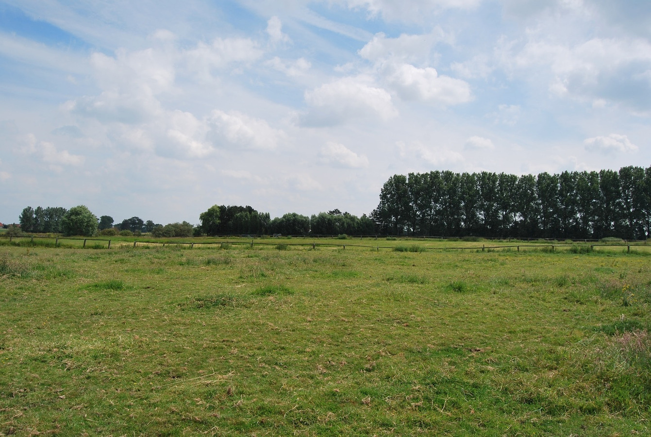 Abdijhoeve op ca. 7ha te Alveringem, Stavele 