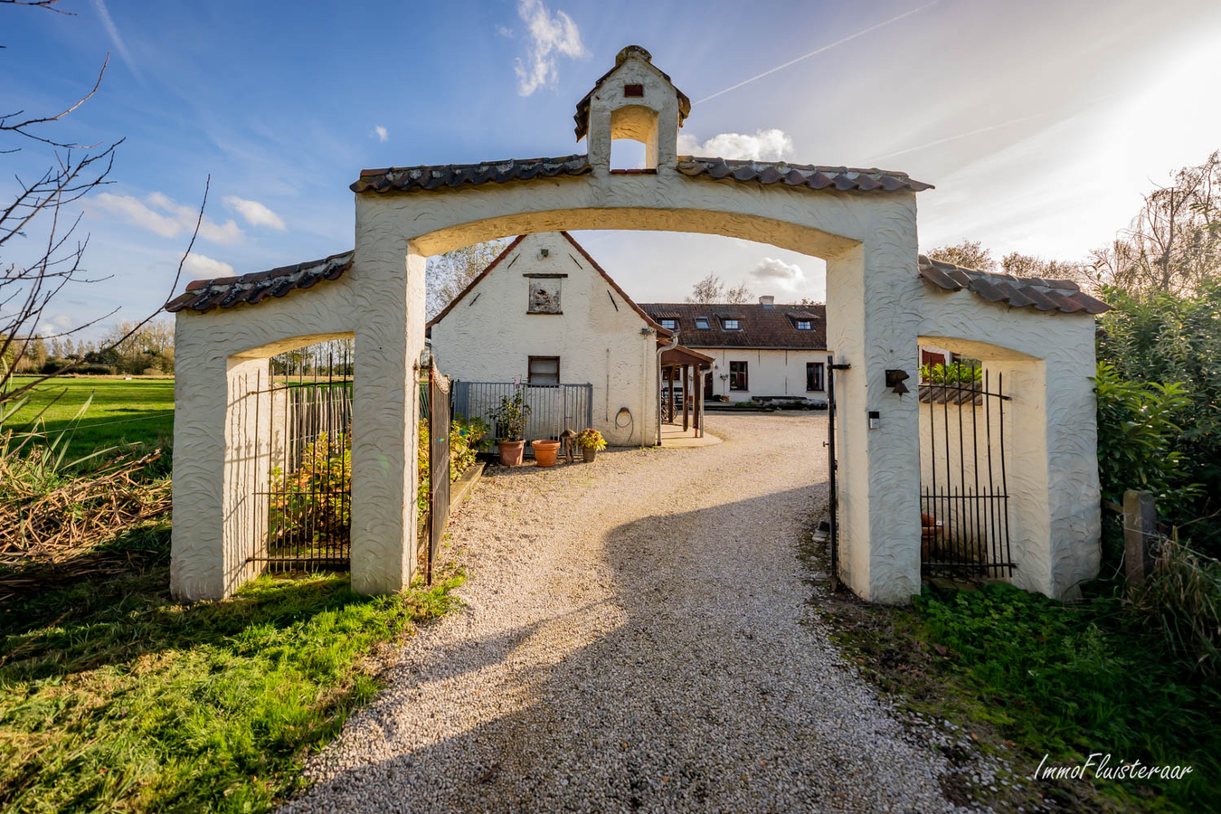 Idyllische eigendom op 3582 m2 gelegen te Lochristi 