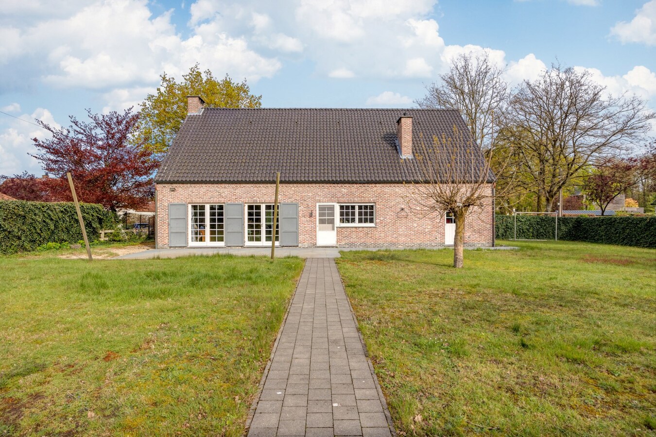 Villa met 3 slaapkamers op een mooi perceel van 1.606 m&#178;  te Zoersel 