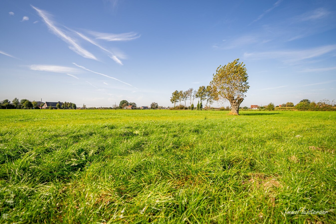 Idyllisch gelegen te renoveren hoeve te Deinze op ca. 6 ha 