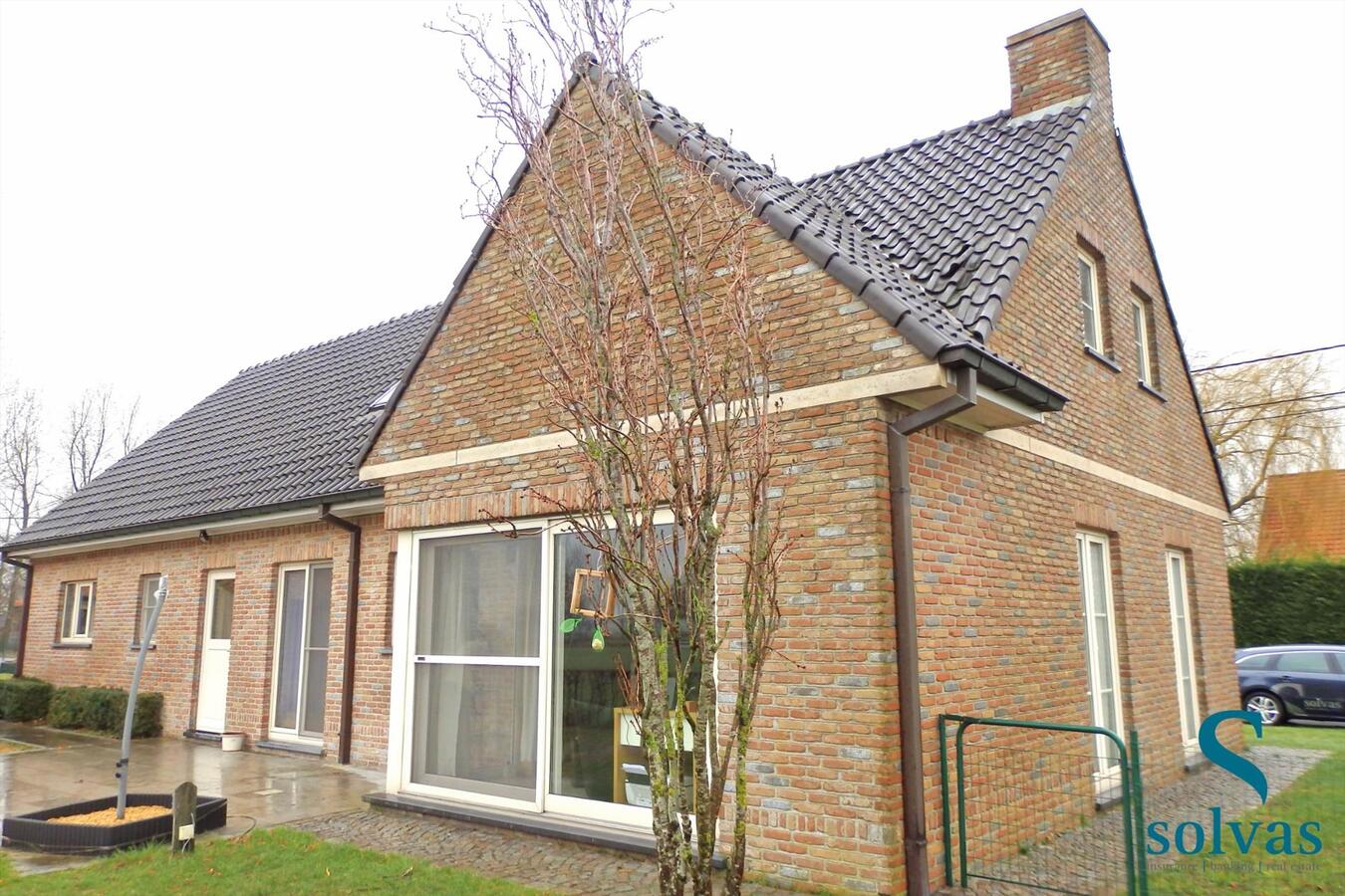 Rustig gelegen villa met ruime tuin! 