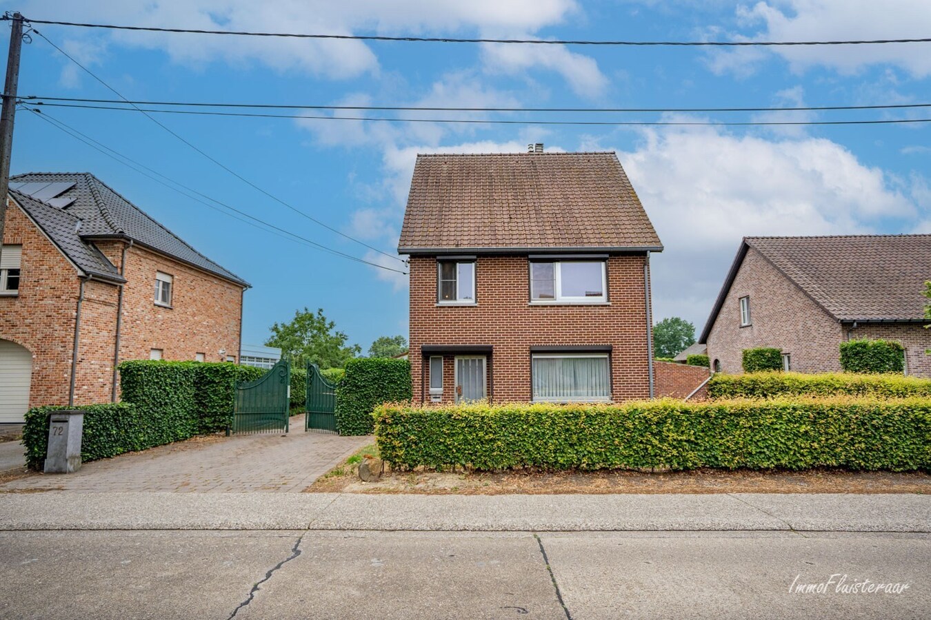 Gerieflijke woning met tuin, garage en 3 slaapkamers in Peer - gerenoveerd in 2021 - Energielabel C - perceeloppervlakte 11000.00 - bewoonbare oppervlakte 158.00 - EPC-waarde 246.00 