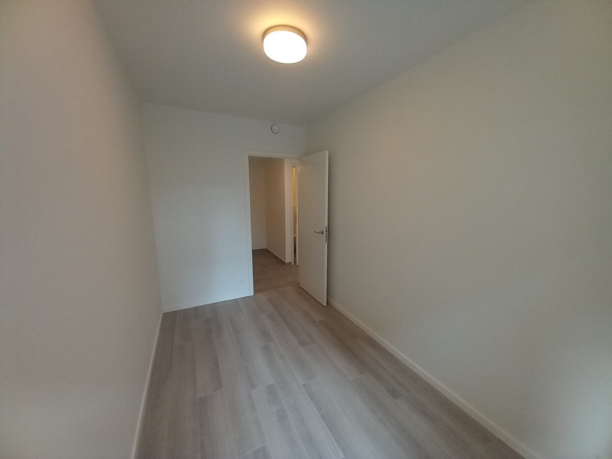 Lichtrijk nieuwbouw appartement te Smedenpoort. 