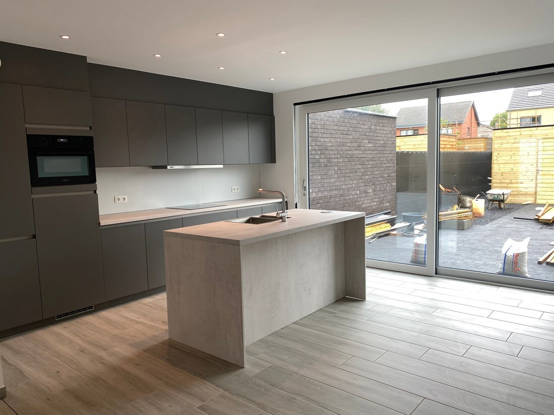 Moderne nieuwbouwwoning  net buiten het centrum van Zolder 