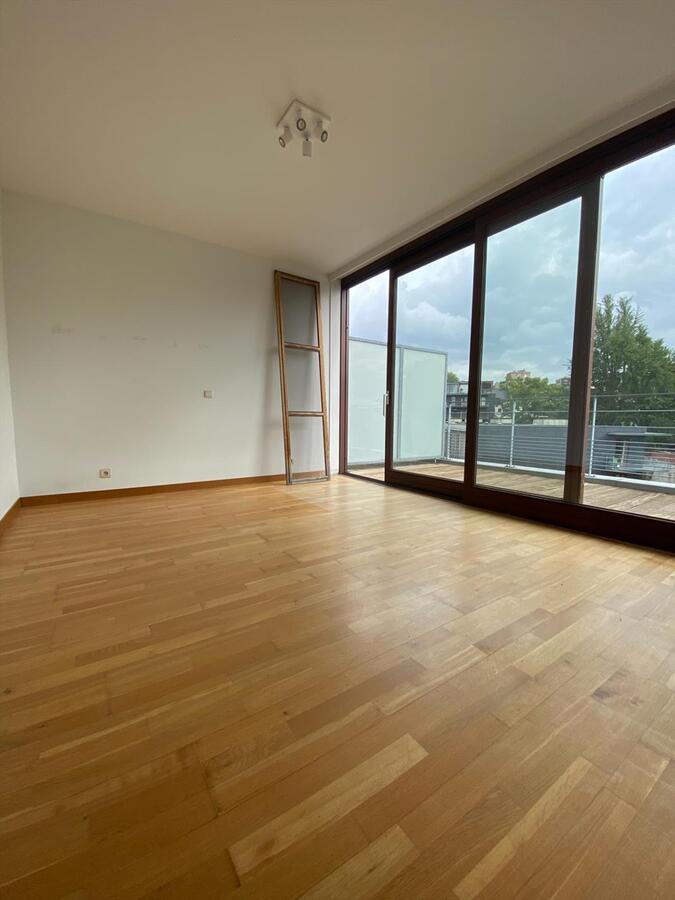 Appartement met 2 slaapkamers en 2 terrassen in centrum Gent 