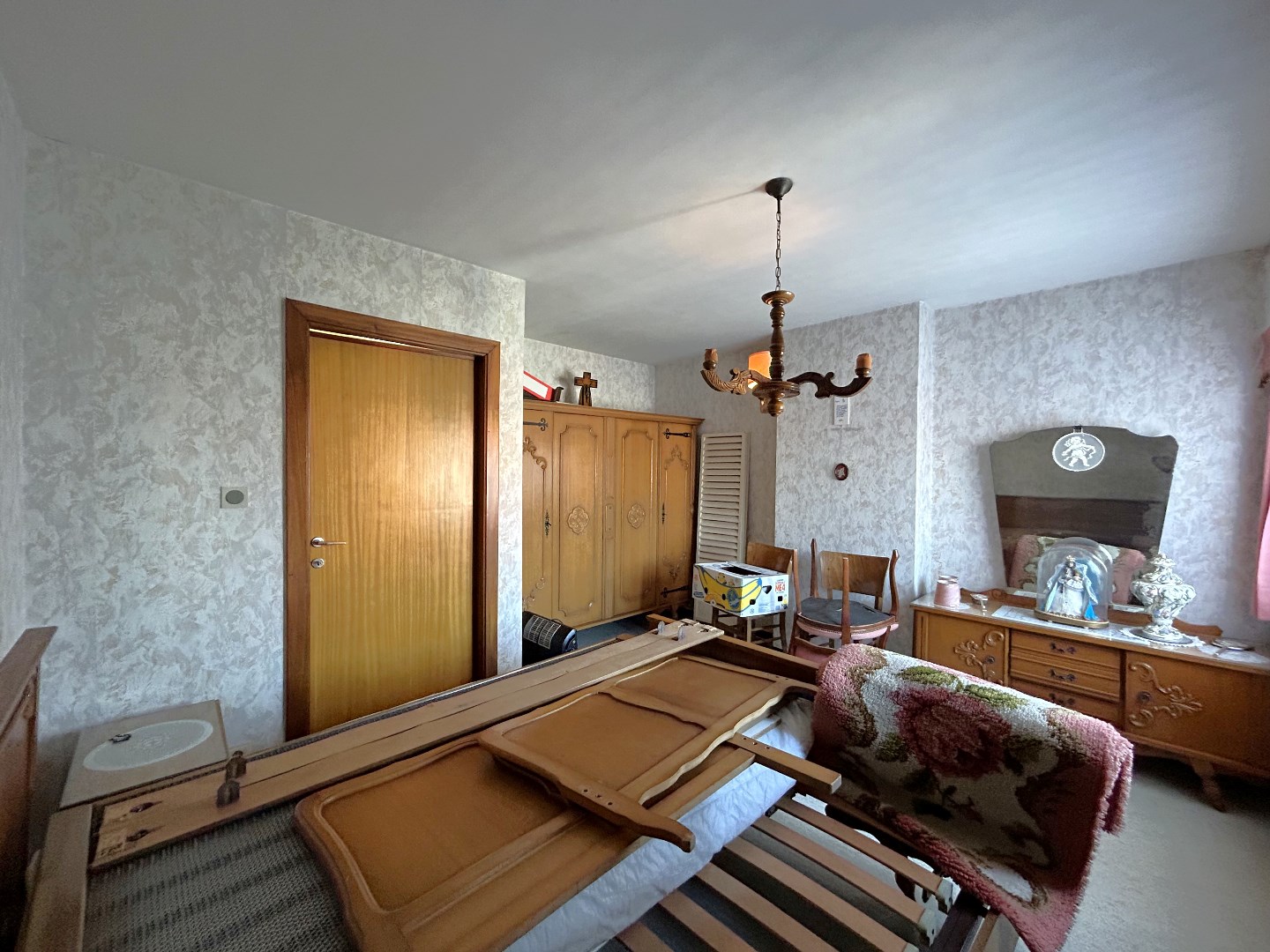 Te renoveren woning met landelijke ligging in Geel 