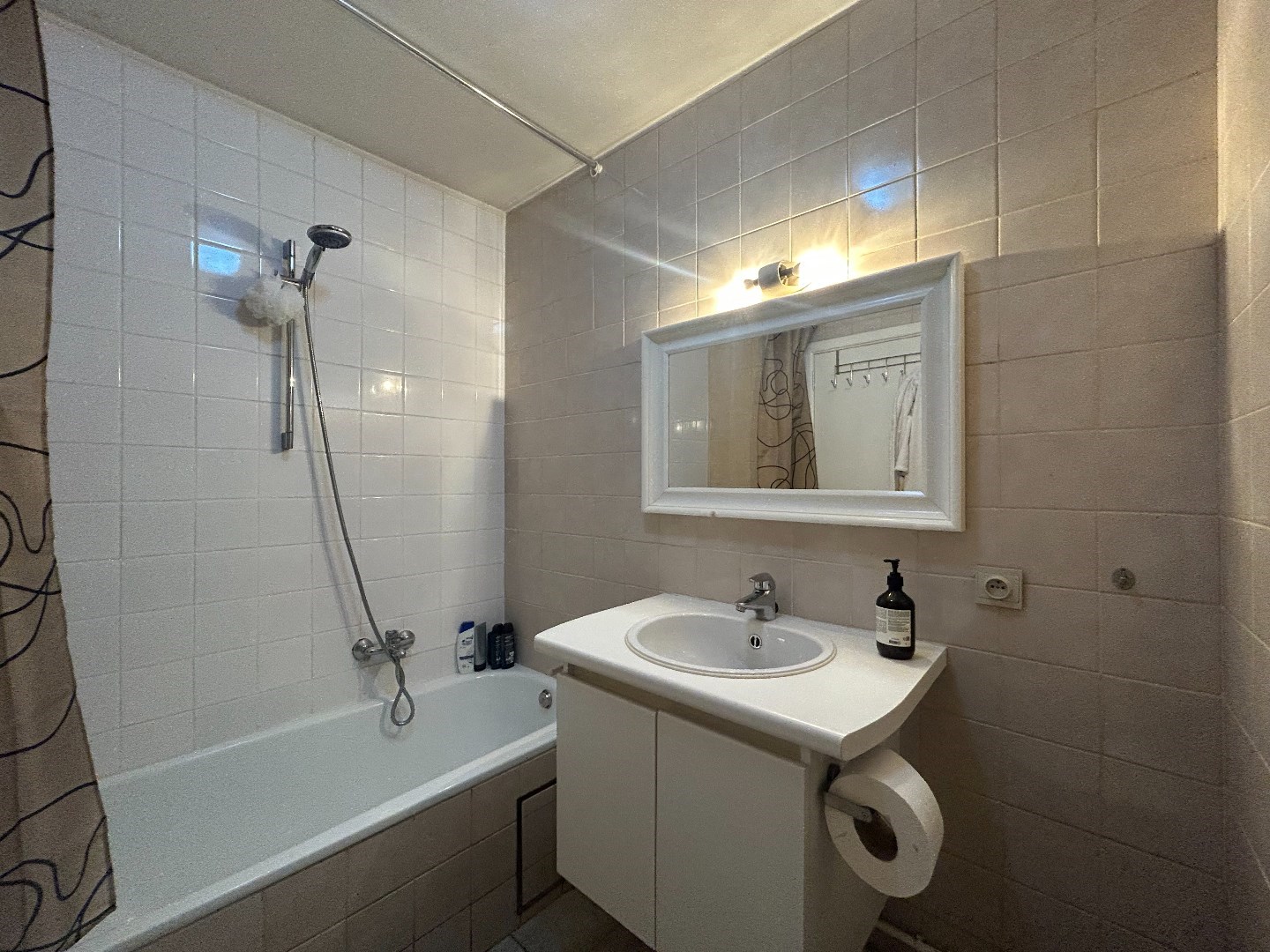 Opbrengsteigendom met 4 appartementen in het centrum van Herentals 