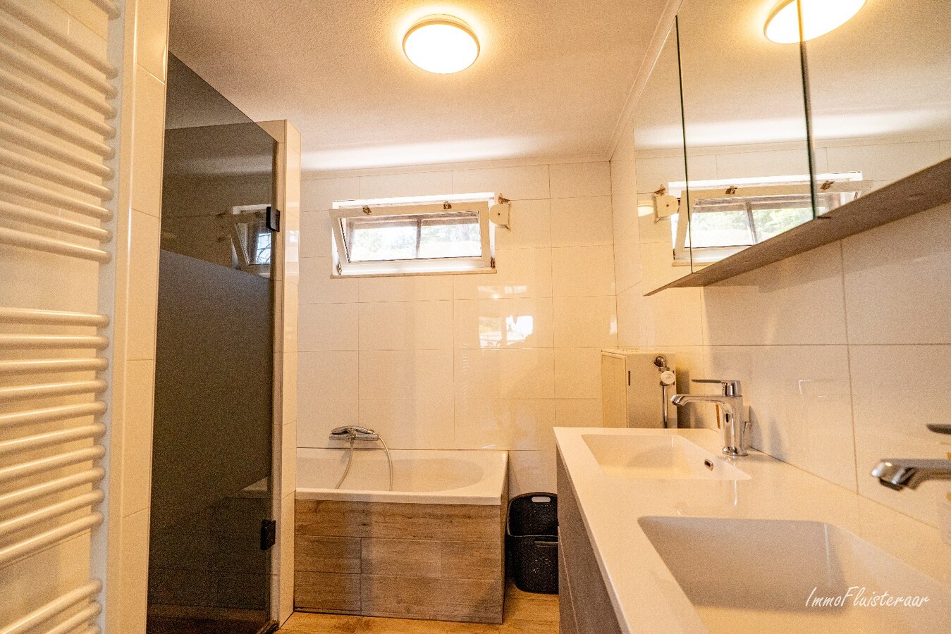 Woning met paardenstallen op ca. 4.804 m2 te Balen 