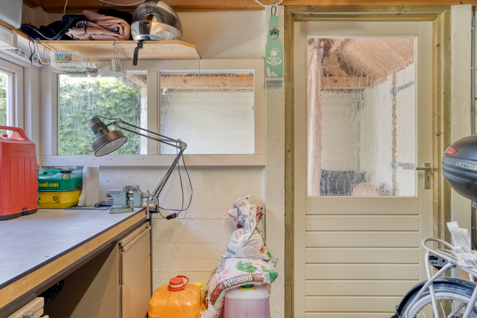 Ruime eengezinswoning met vijf kamers, parkeerplaats, twee dakkapellen en zonnige tuin op het zuiden 