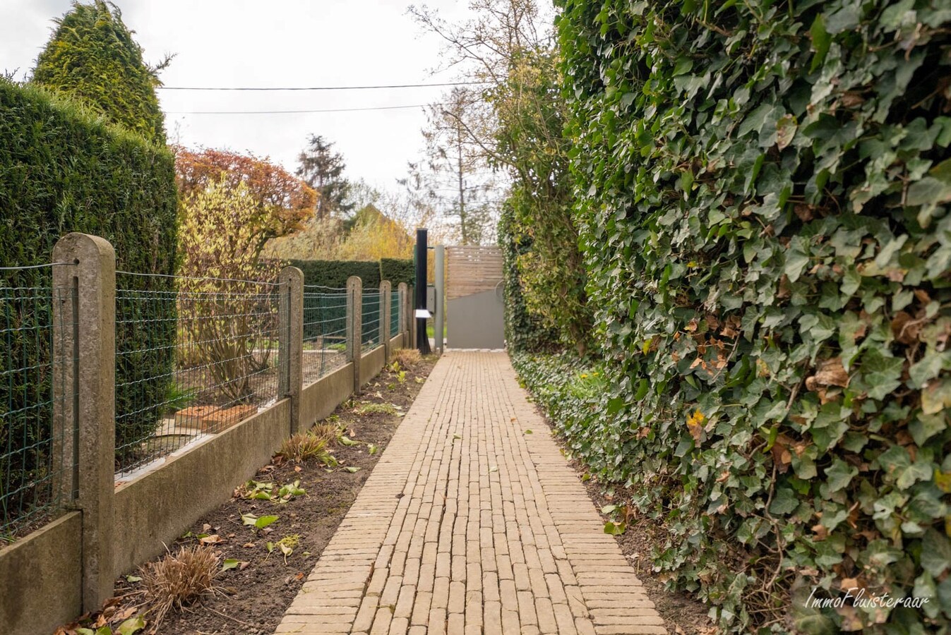 Exclusieve en energiezuinige villa met paardenstallen op ca. 45a te Merchtem (Brussegem; Vlaams-Brabant) 